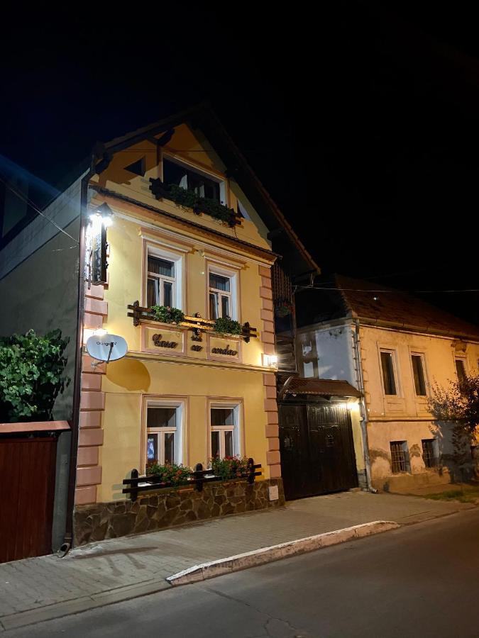 Hôtel Casa Cu Cerdac à Sighişoara Extérieur photo